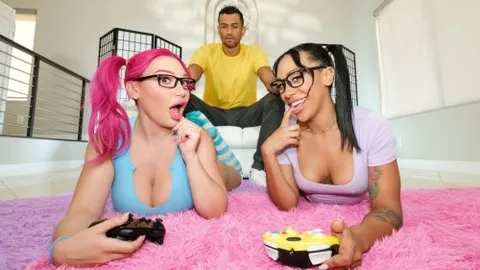 Real Gamers Only Pause For Dick - Lily Lou & Mikey Star