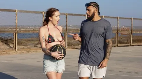 Basketball Honey VS. Hung Stud - Chloe Foxxe